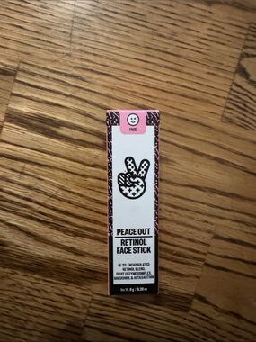 BNIB Peace Out Retinol Face Stick - White & Pink Packaging